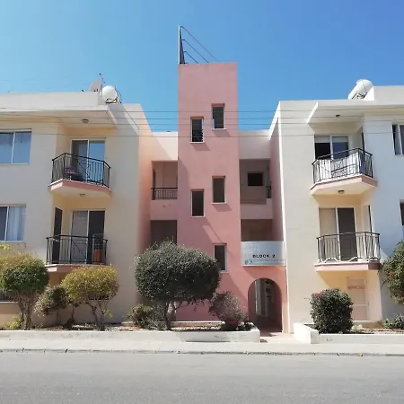 Bed & Breakfast Athena And The Owl Beachside