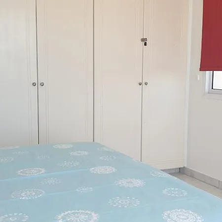 Athena And The Owl Beachside 4*