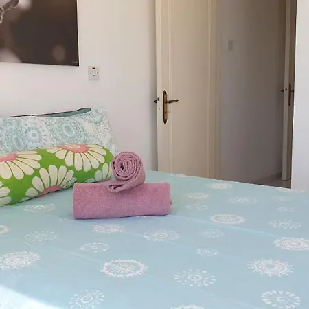 Athena And The Owl Beachside B&B