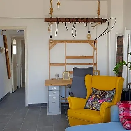Bed & Breakfast Athena And The Owl Beachside Paphos